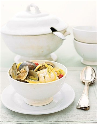 زعفران وینیلا سمندری غذا کا اسٹو