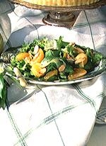 Clementine Salad ກັບການແຕ່ງກາຍແບບ Mandarin-Pear