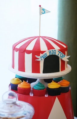 Big-Top Carnival Cake- ը