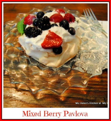 Motsoako-Berry Pavlova
