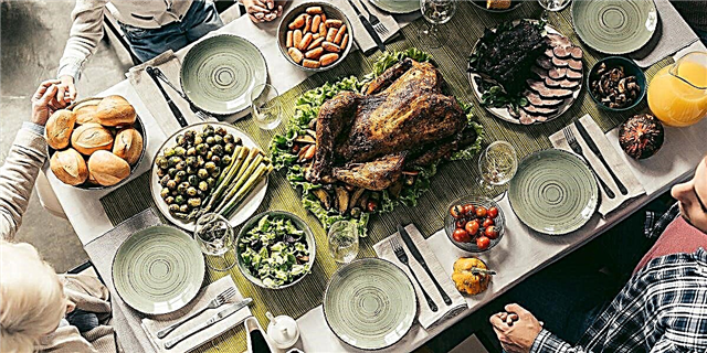 30 بهترین آیات کتاب مقدس شکرگذاری برای لذت بردن از شما (یا در طول!) شام ترکیه