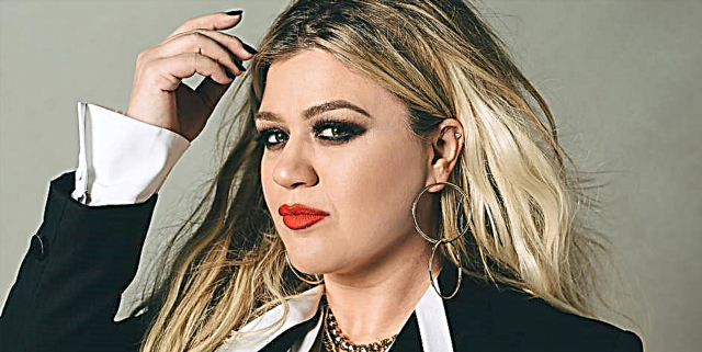 Kelly Clarkson tilkynnti aðeins fyrstu búsetu sína í Las Vegas