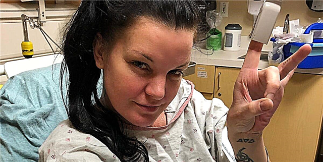 Die voormalige ‘NCIS’ -ster Pauley Perrette het ’n eng selfie uit die hospitaal gedeel