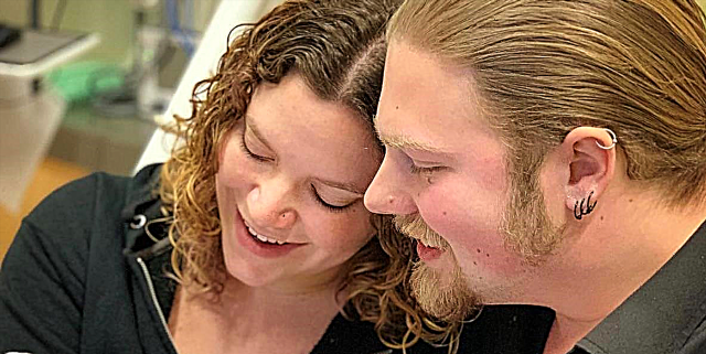 'અલાસ્કાન બુશ પીપલ' સ્ટાર નોહ બ્રાઉન પુત્રના લગ્નના 6 મહિના પછી તેનું સ્વાગત કરે છે