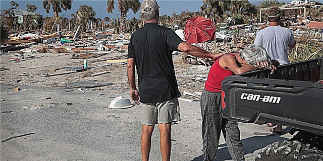 Fotografije razorne pokazivanje Majke kuće Luke Bryana uništene uraganom Michael