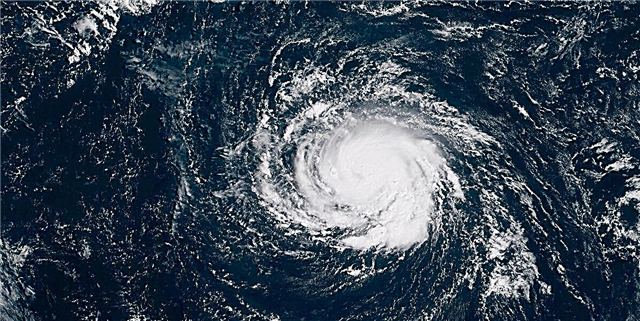 Perusahaan Ngagaduhan Waragad Robah salaku Hurricane Florence ngancam Pantai Wétan