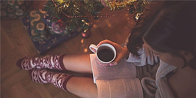 Почему исландцы проводят каждый канун Рождества, читая книги и выпивая какао