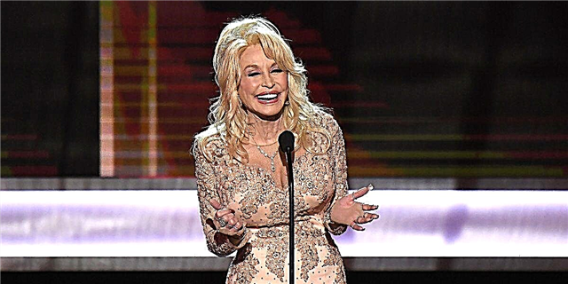 Fjala e çmimeve të hijshme të Dolly Parton Awards SAG kishte dhomën e tërë në qepje