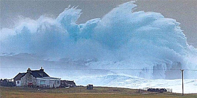 Cloud oder Wave? Erstaunlech Photo Captures Storm Conor a Schottland