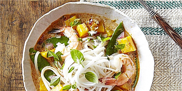 Thai Noodle Soup nga may Shrimp & Pumpkin
