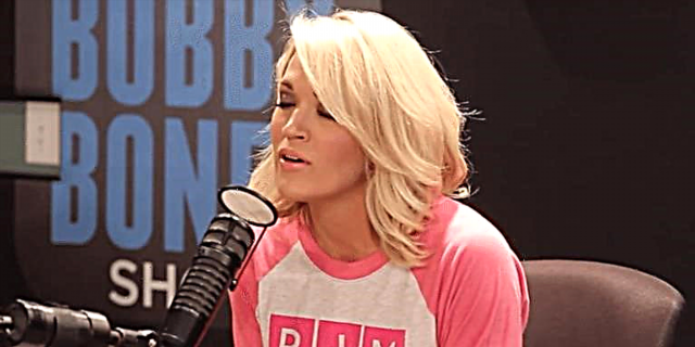 Carrie Underwood Singing Dolly Parton's 