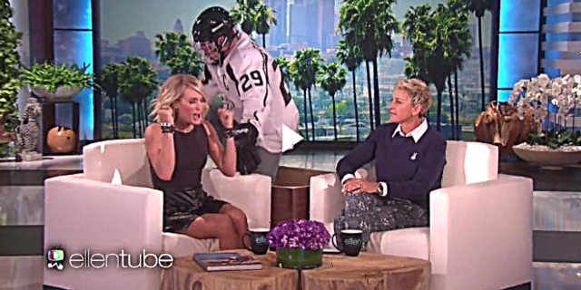 Ver a Ellen asustar aos pantalóns de Carrie Underwood