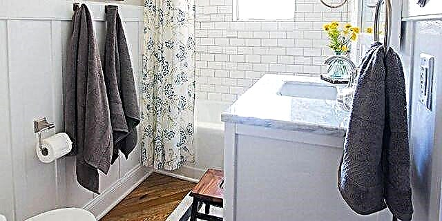 Пред и после: Запознаена бања се претвора во јасен и чист простор