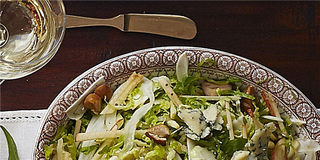 Dicukur Brussels bertunas-sareng-Chestnut salad