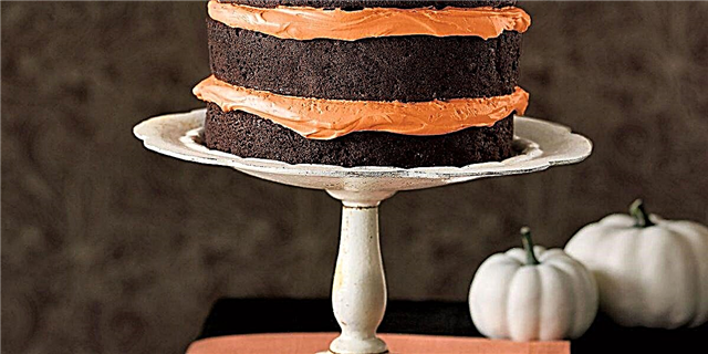 Торта со чоколади од тиква и кекси