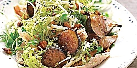 Frisée Salat mat Poulet, Figgen, an Mandelen