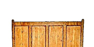 Pine Panel Bench: O le a lea? O le a lona aoga?