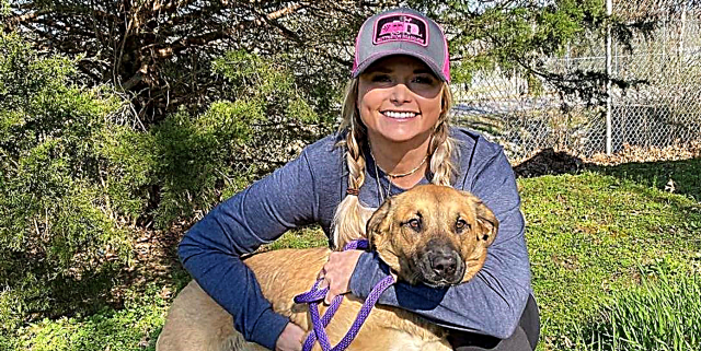 «MuttNation» Миранды Ламберт собрала более 80 000 долларов на животных, пострадавших от торнадо в Теннесси