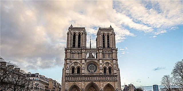Թե ինչ է նշանակում Notre-Dame- ն `լավագույն դիզայներները