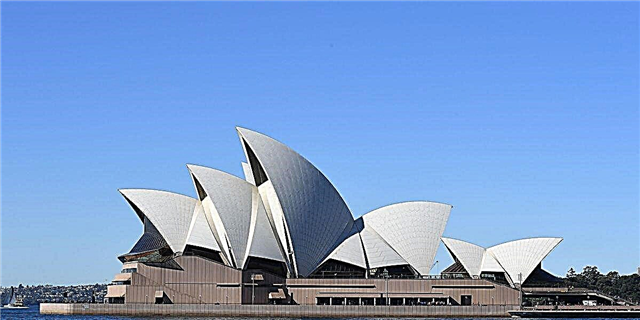 Сидней опералық театры үлкен макияж табуда