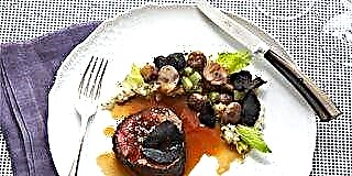 Daniel Boulud bụ Roea Roasted Chateaubriand na Pan Jus