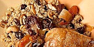 Piletina Fricassee s receptima od kashi i sušenog voća