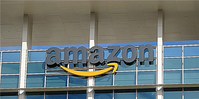 Jeff Bezos-ek Amazon-ek nola egiten duen topo egiten du; Agerian uzten du Konpainiak 100.000 lan eskaintza ditu