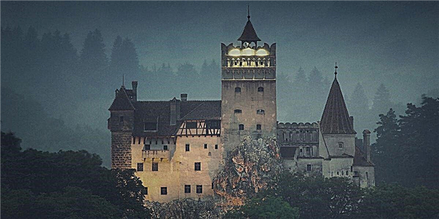 Xa podes pasar a noite de Halloween no castelo do conde Drácula en Transilvania