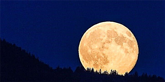 En 2020 espéranse 13 lúas completas, 2 supermoias e unha lúa azul