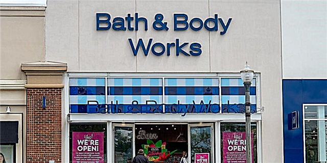 Bath & Body Works Fermas 50 Butikojn Tra la Lando