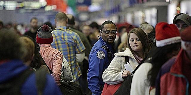 TSA Susmagarriak direla uste dute Gabonetako oparirik gabekoak (eta nahi izanez gero) desblokeatzeko. Horra nola saihestu