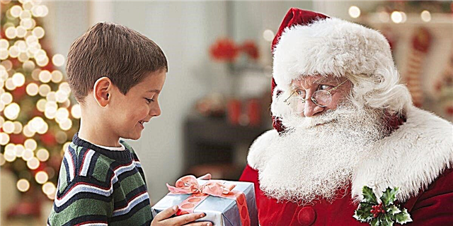 Божиќ е скоро тука: Еве ги сите начини на кои можете да ја пратите Дедо Мраз со вашите деца