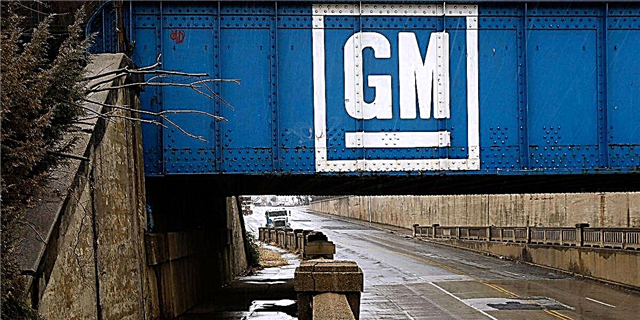 GM asina un contrato de 490 millóns de dólares para construír 30.000 ventiladores para o stock nacional